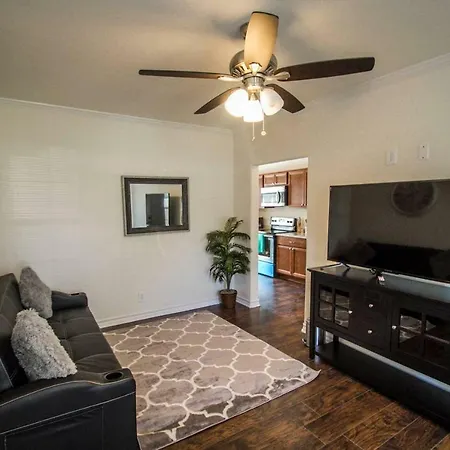 Ferienwohnung Hays St Cozy Remodeled 2Br/2Ba House Sleeps 8 San Antonio Exterior foto
